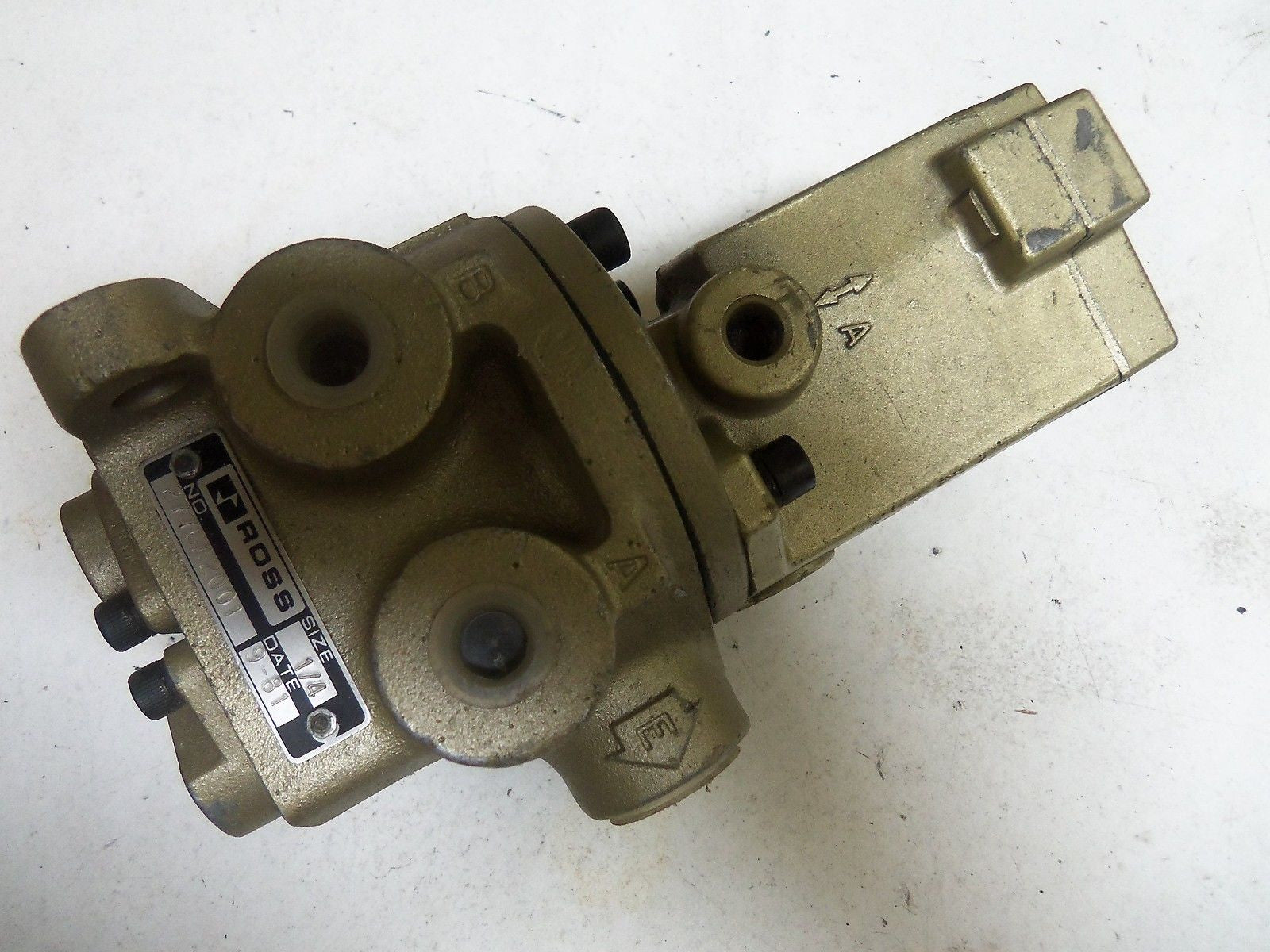 ROSS 2776A2001 *USED*