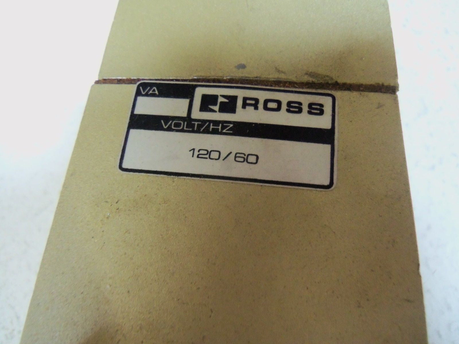 ROSS 7016A3301 VALVE *USED*