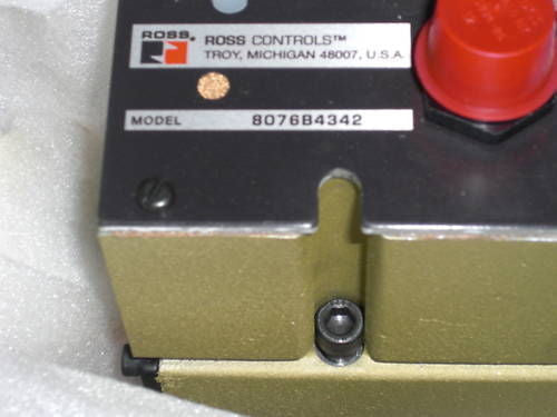 ROSS 8076B4342 CONTROL VALVE *NEW IN BOX*