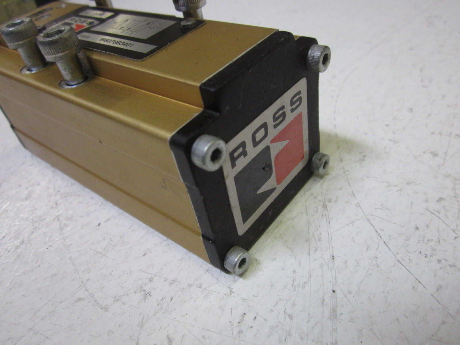 ROSS W6076B3401 *USED*