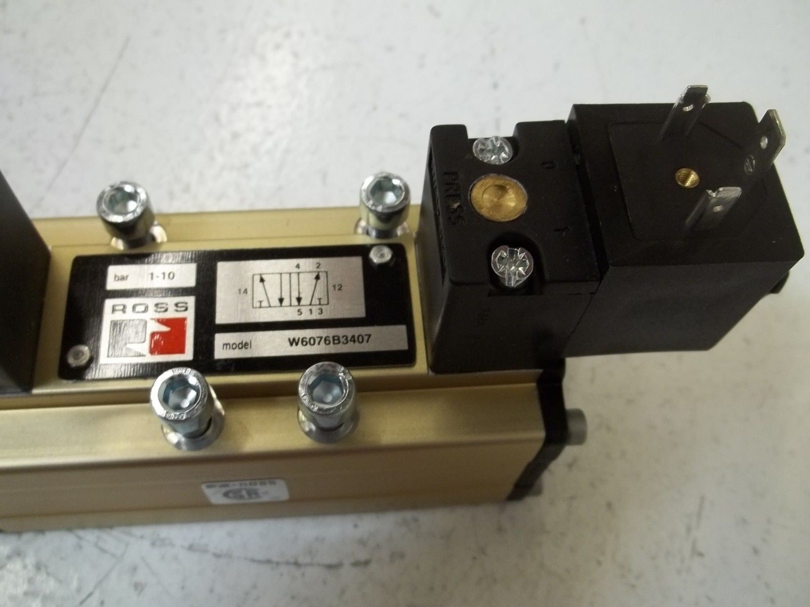 ROSS W6076B3407W *NEW IN BOX*