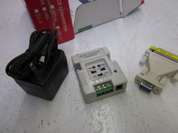RS-232/V.24 / RS-422/48510-129-E *NEW IN BOX*