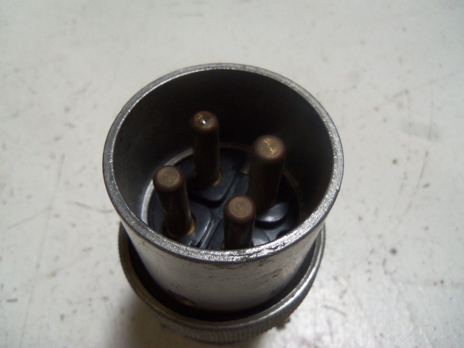 RUSSEL STOLL 3760-F23373 PLUG *USED*