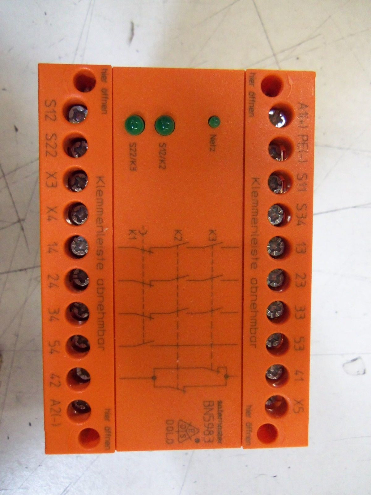 SAFE MASTER RELAY MODULE BN5983 *NEW IN BOX*