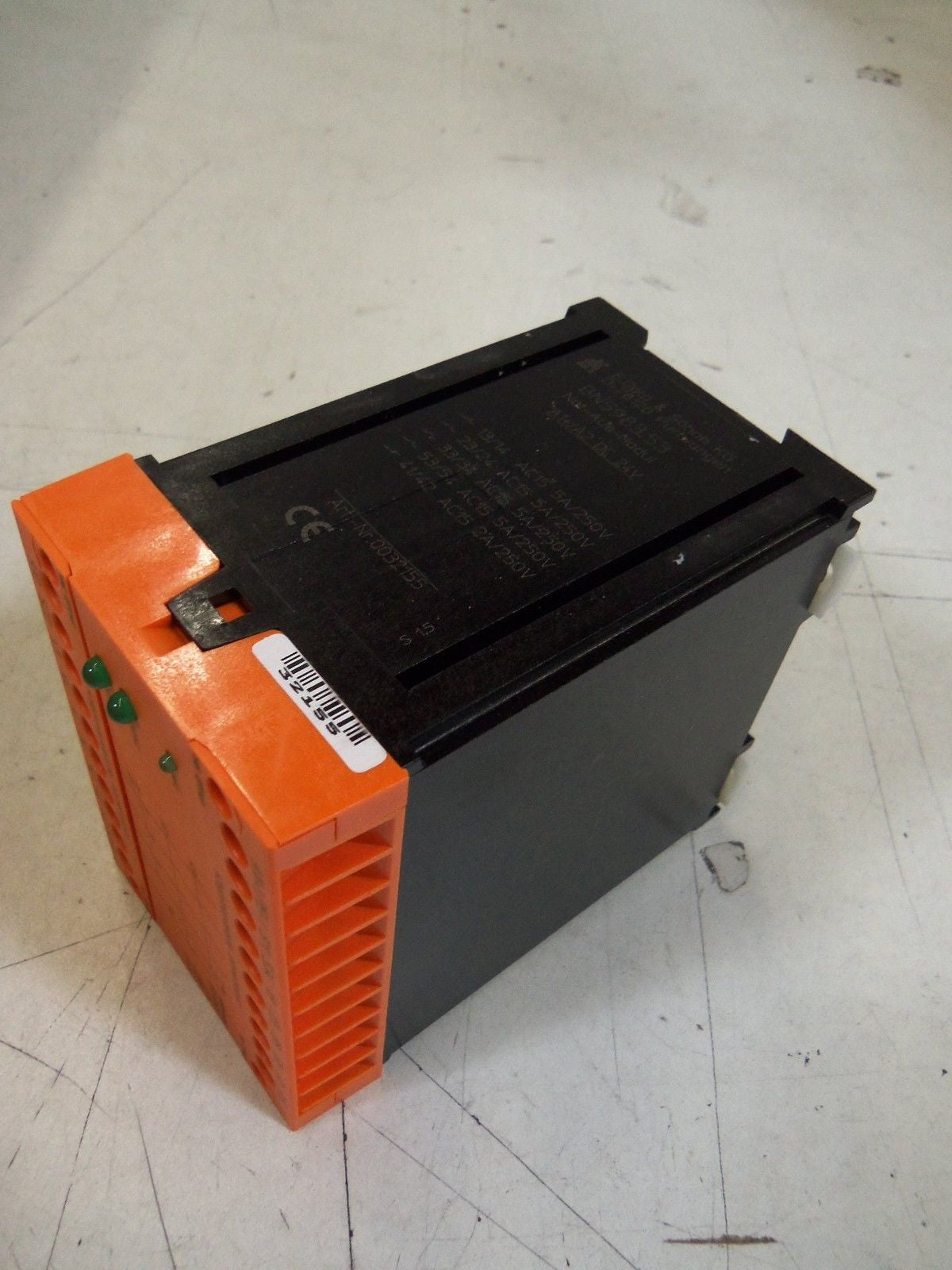 SAFE MASTER RELAY MODULE BN5983 *NEW IN BOX*