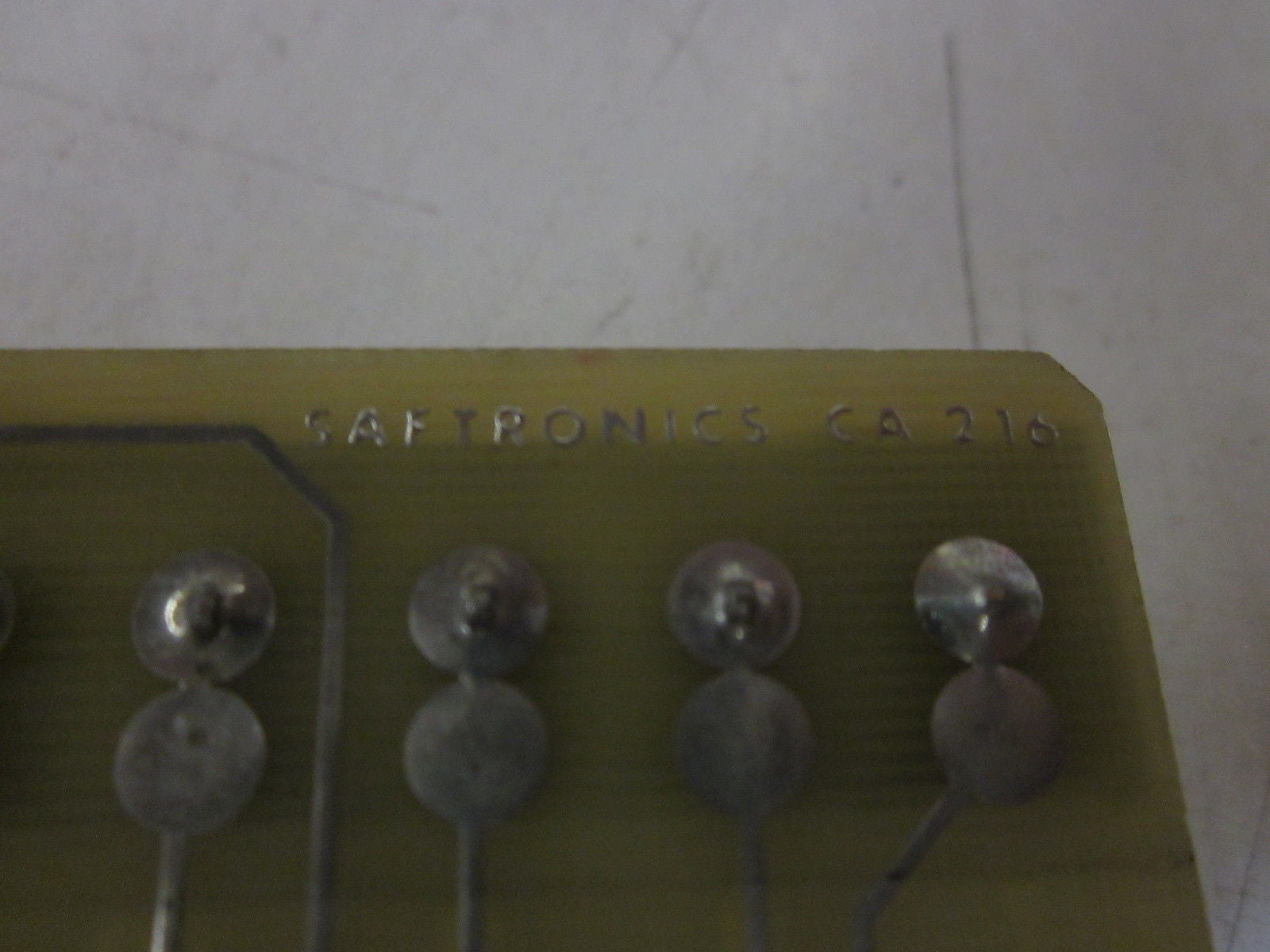 SAFTRONICS CA216 *USED*