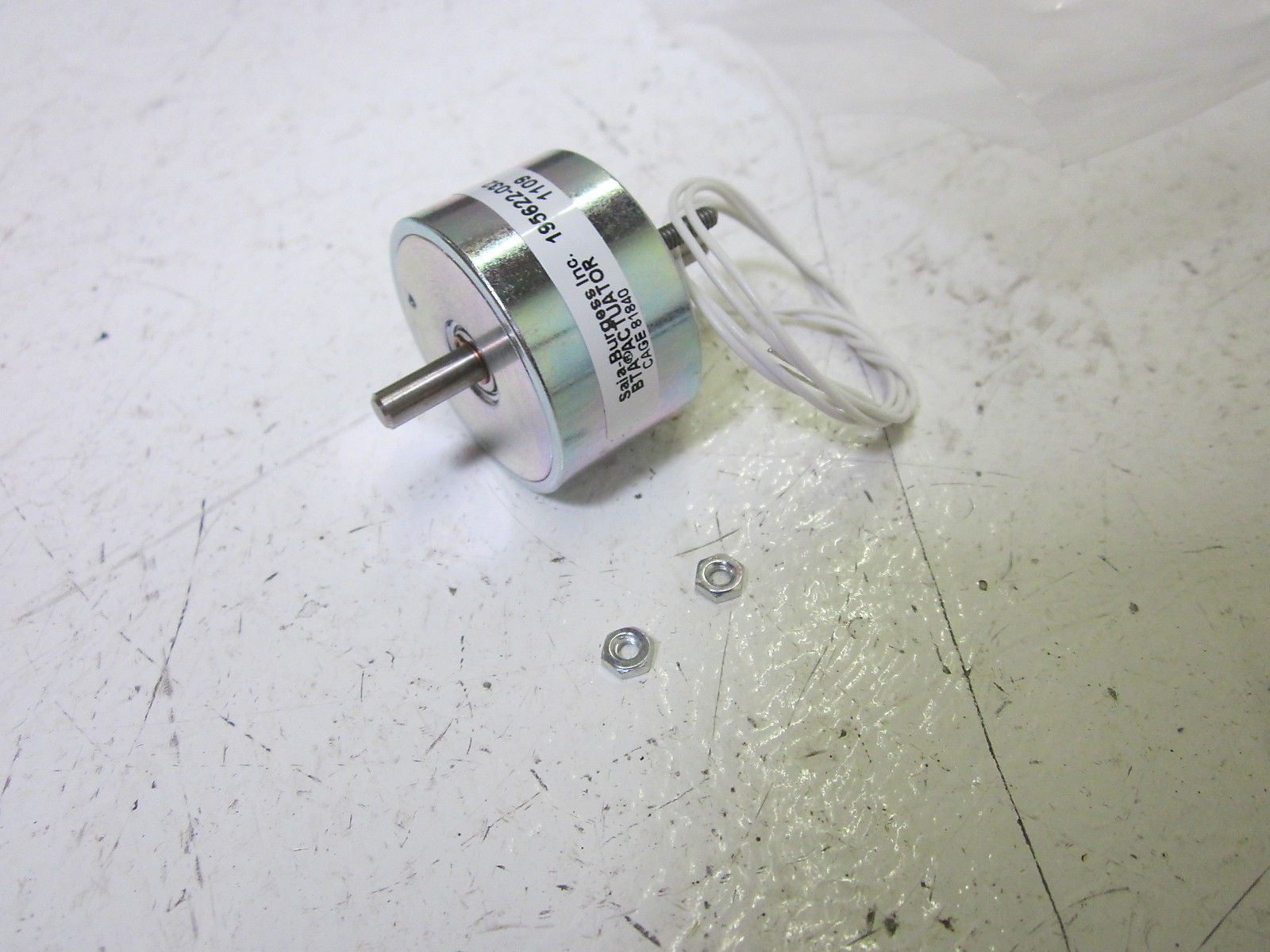 SAJA BURGESS INC. 195622-032 ACTUATOR  *NEW NO BOX*
