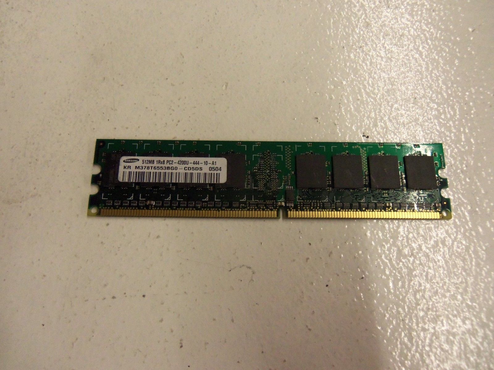 SAMSUNG 512MB 1Rx8PC2-4200U-444-10-A1 *NEW NO BOX*