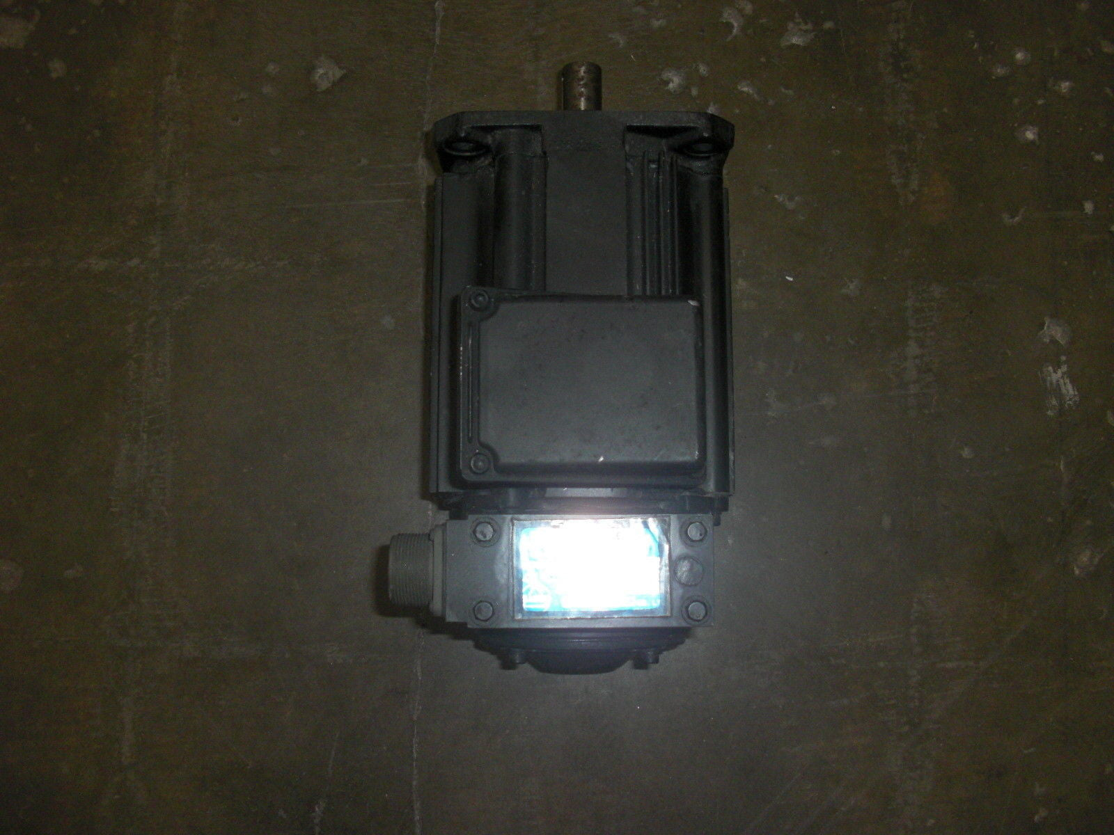 SANYO DENKI 20BM090BXT00 SERVO MOTOR *USED*
