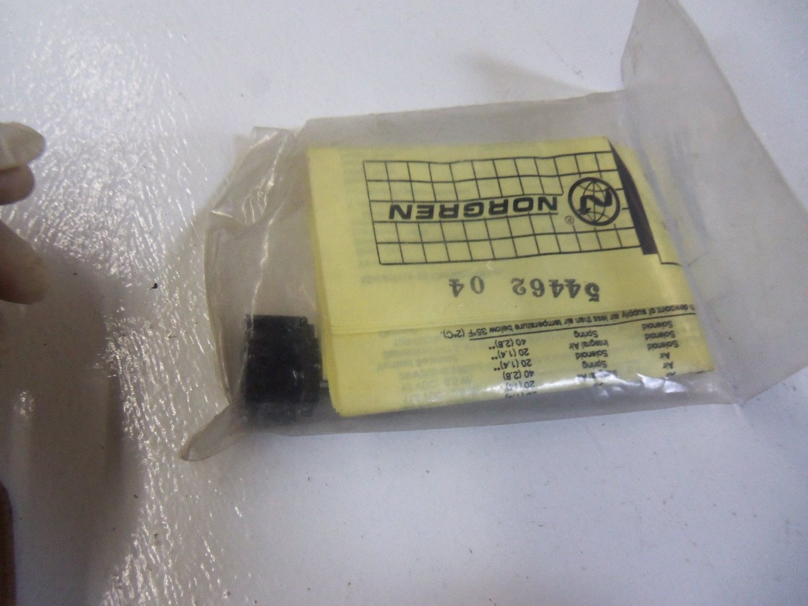 SCHELLING AMERICA, INC. P54462-04 SOLENOID VALVE *NEW IN FACTORY BAG*
