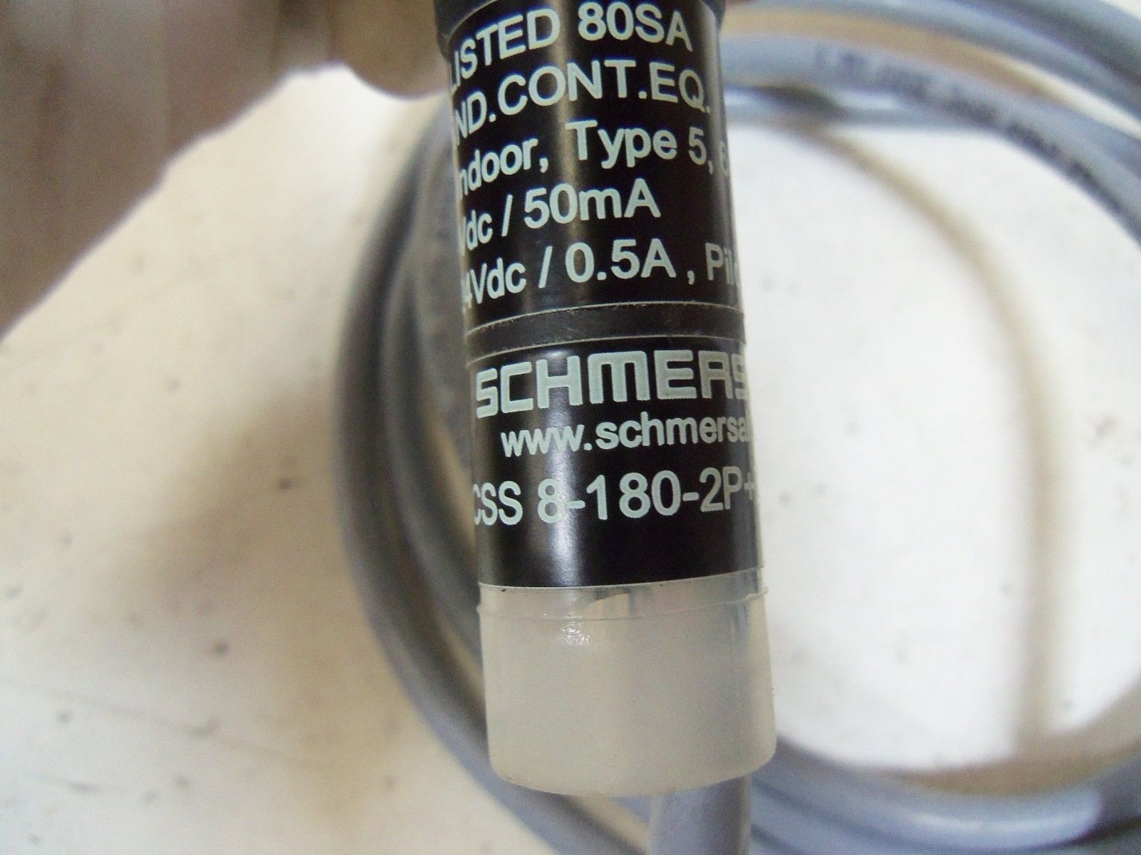 SCHMERSAL CSS8-180-2P+D-E-L PROXIMITY SWITCH *NEW NO BOX*