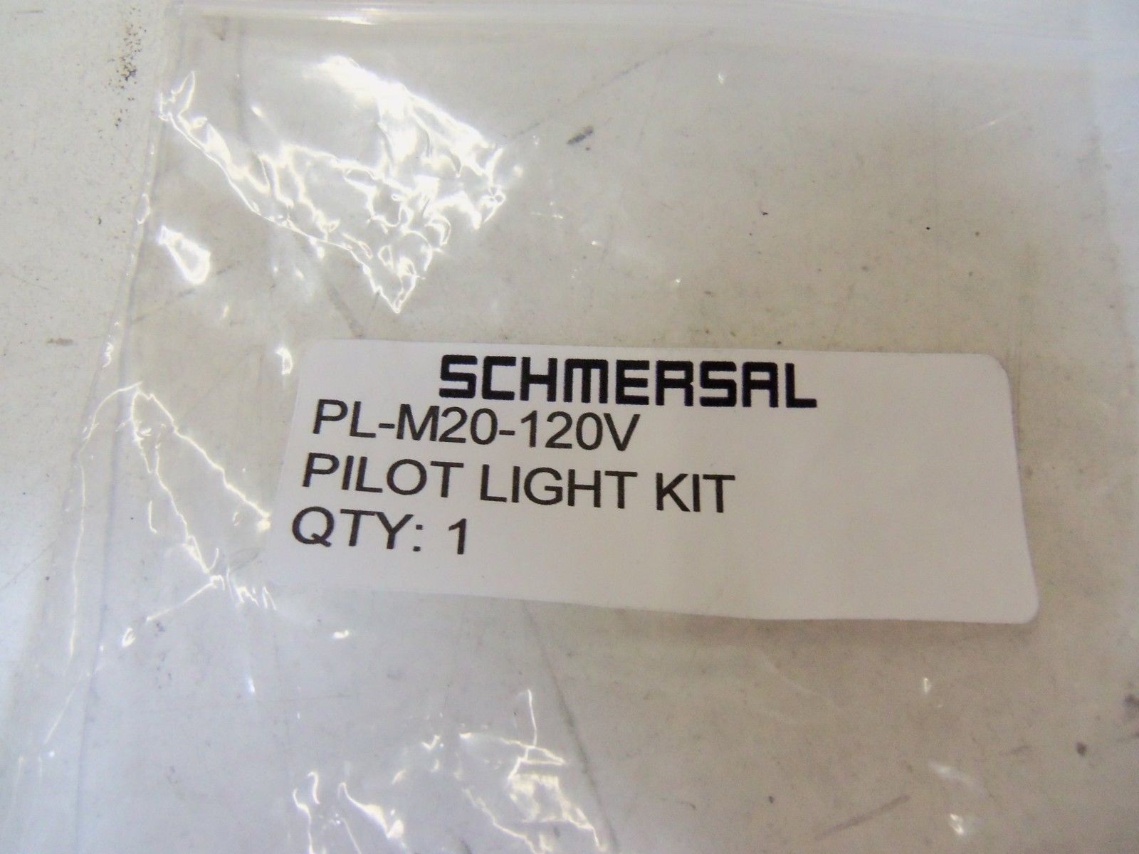 SCHMERSAL PL-M20-120V *NEW IN BAG*