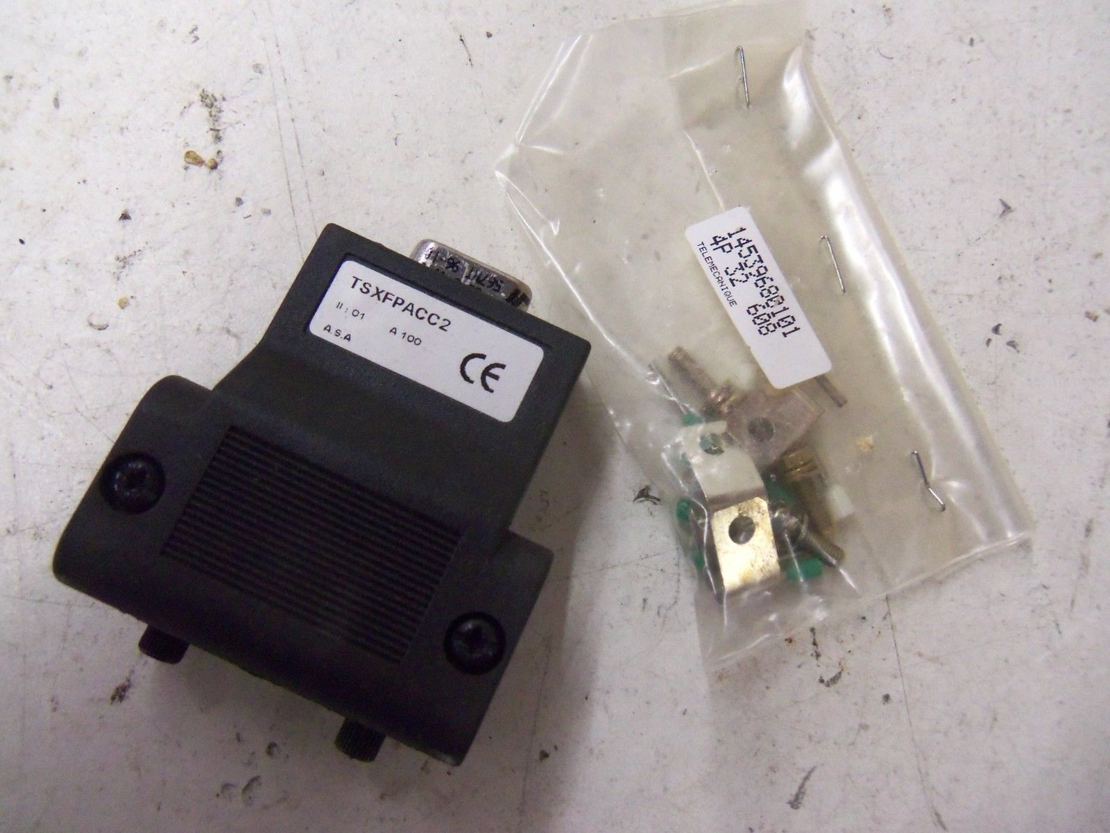SCHNEIDER AUTOMATION TSXFPACC2 *NEW NO BOX*