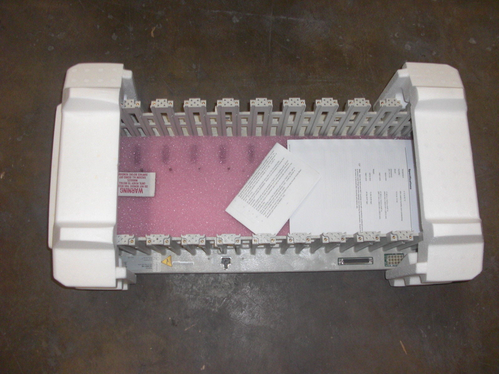 SCHNEIDER AUTOMATION AS-H827-100 *NEW IN THE BOX*