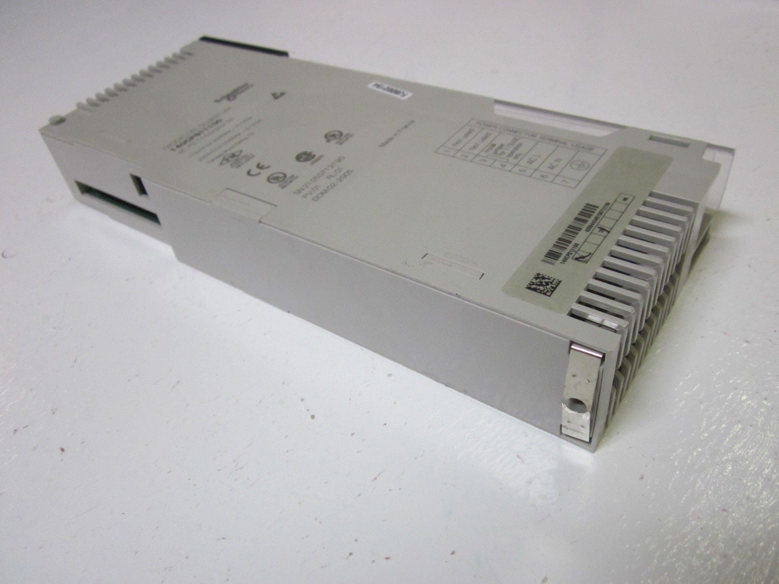 SCHNEIDER AUTOMATION 140 CPS 111 00 PS 115/230VAC *USED*