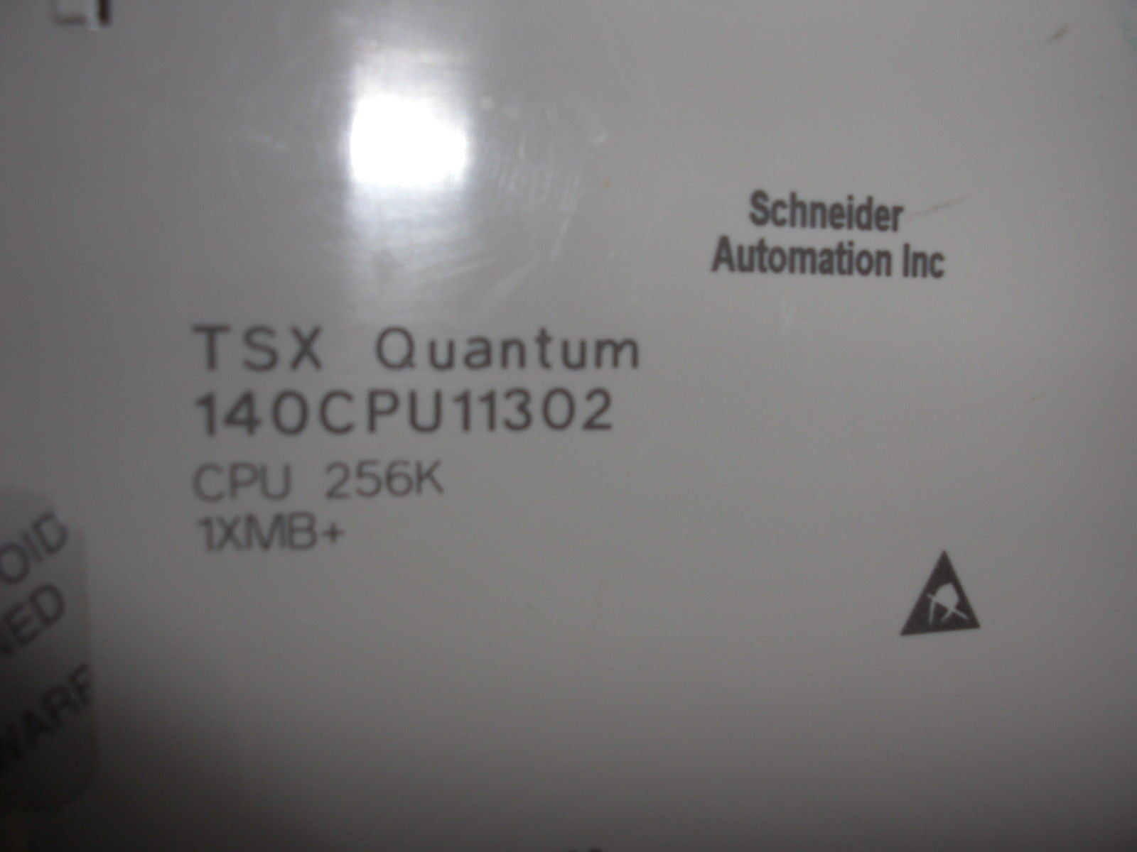 SCHNEIDER AUTOMATION 140CPU11302 *NEW NO BOX*