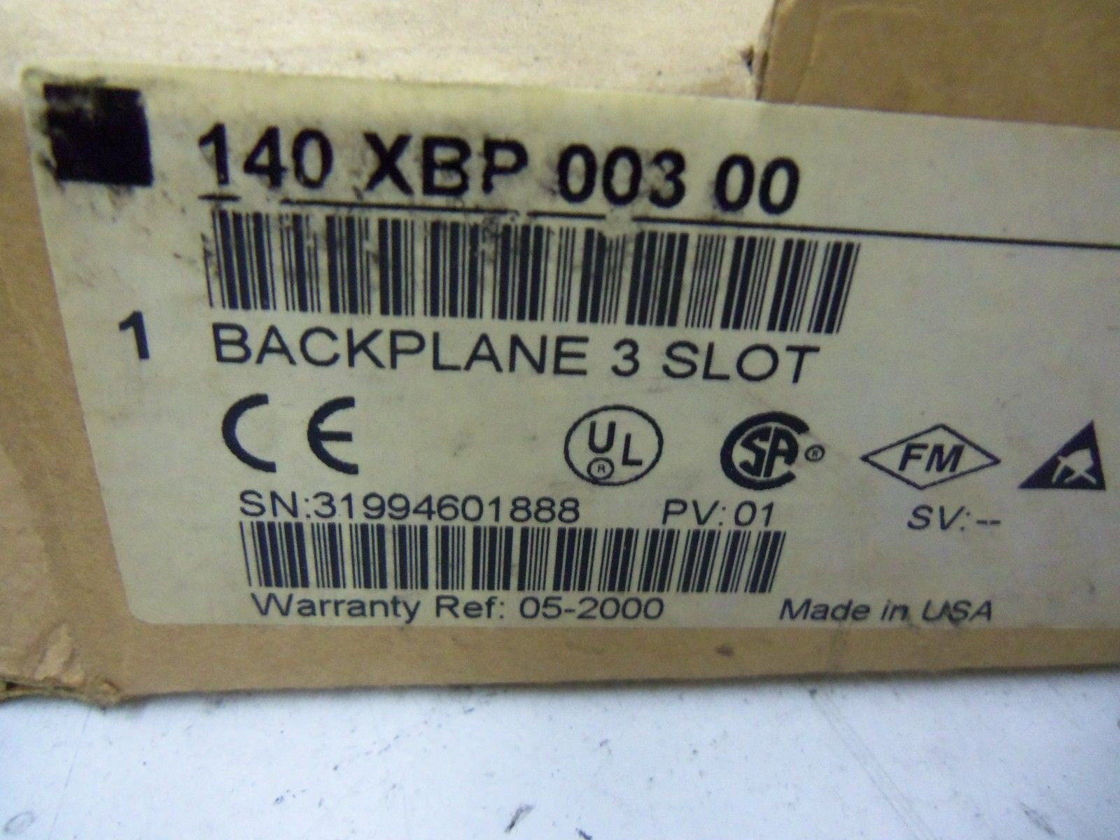 SCHNEIDER TSX QUANTUM 140XBP00300 *NEW IN BOX*