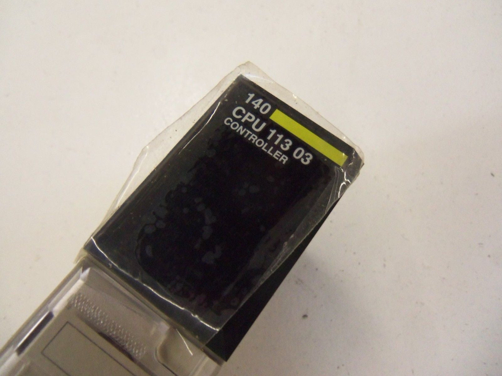 SCHNEIDER AUTOMATION INC. 140CPU11303 *NEW NO BOX*