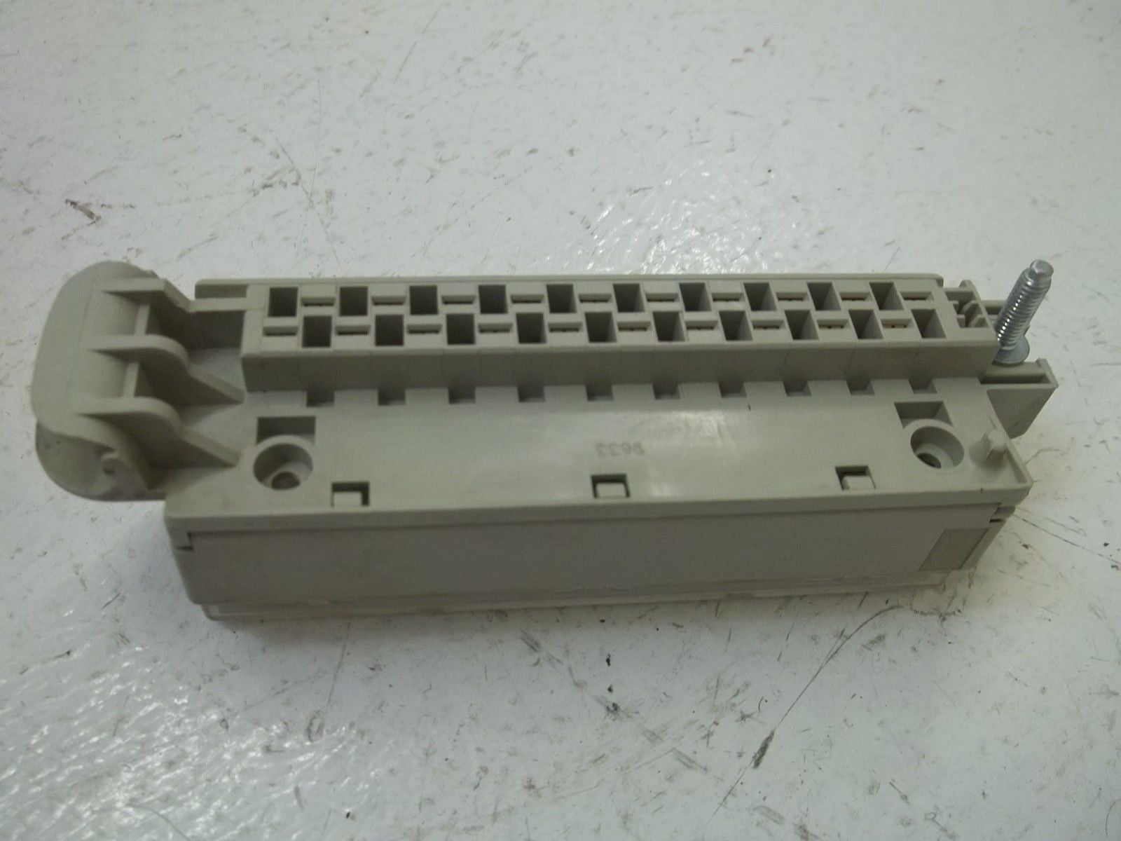 SCHNEIDER AUTOMATION INC. TSXBLY01 *USED*