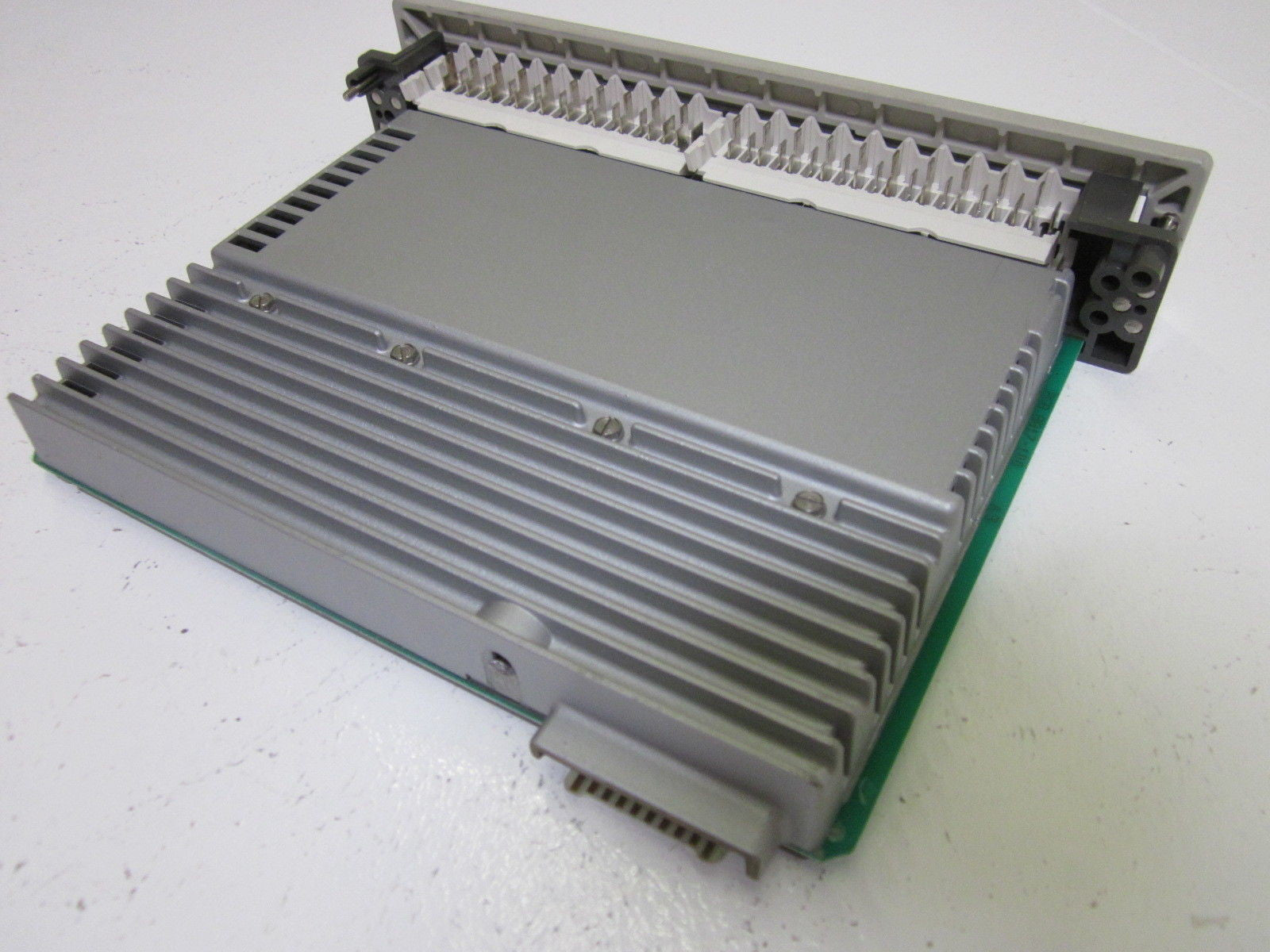 SCHNEIDER AUTOMATION AS-B817-116 800 I/O ISOLATED INPUT 16PT *USED*