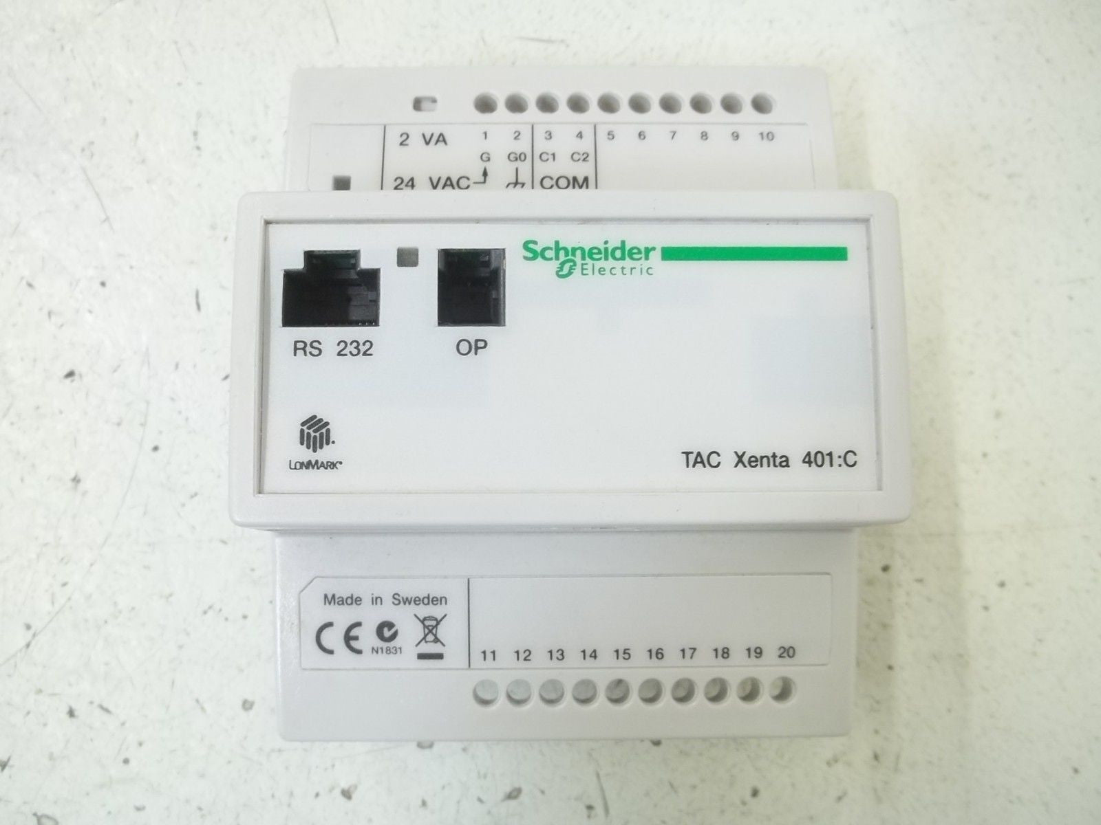 SCHNEIDER ELE. 007301040 I/O MODULE 15 POINT DIGITAL XENTA 40:1C*NEW IN BOX*