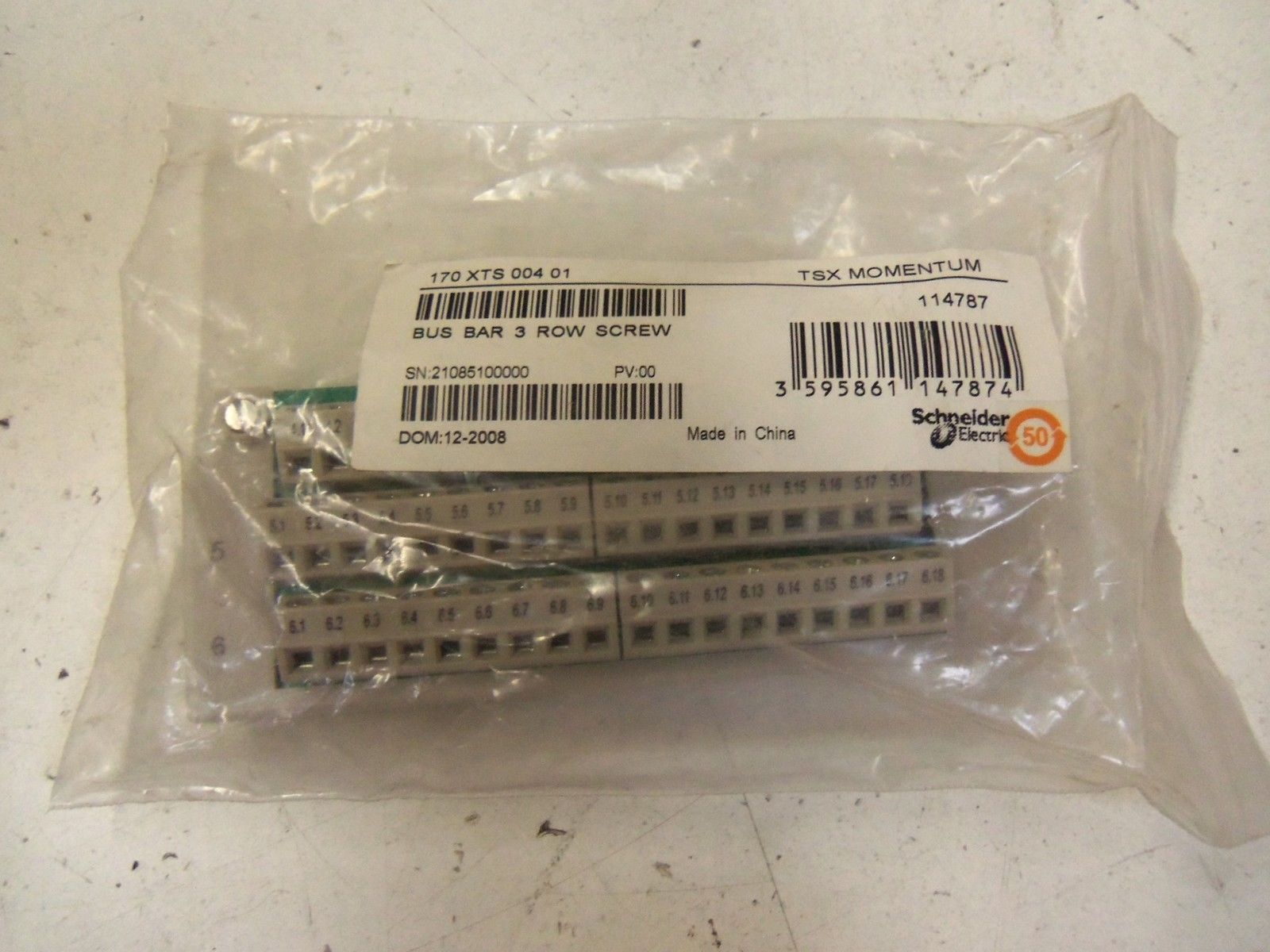 SCHNEIDER ELECTRIC TSX MOMENTUM 170 XTS 004 01 BUS BAR SCREW *NEW NO BOX*