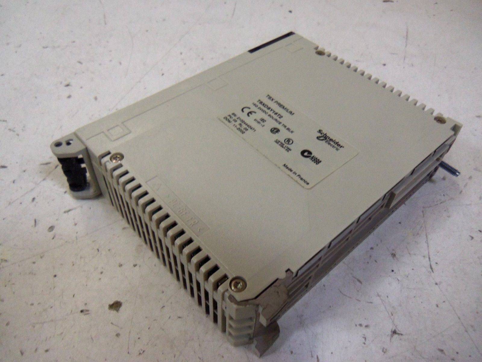 SCHNEIDER ELECTRIC TSXDSY16T2 *USED*