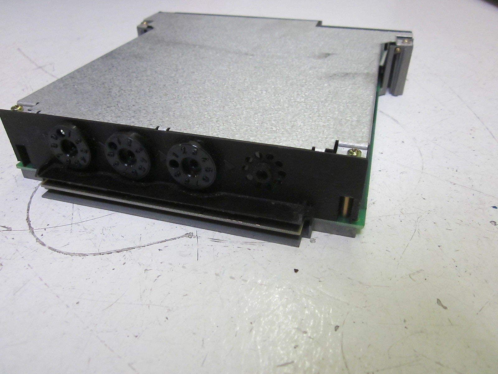 SCHNEIDER ELECTRIC TSXLES20 LOCAL I/O CONTROL MODULE *USED*
