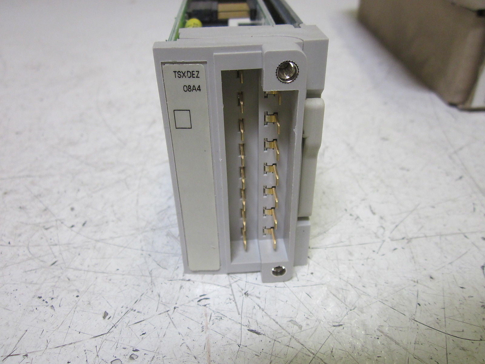 SCHNEIDER ELECTRIC TSXDEZ08A4 8I 115VAC TBLK *NEW IN BOX*