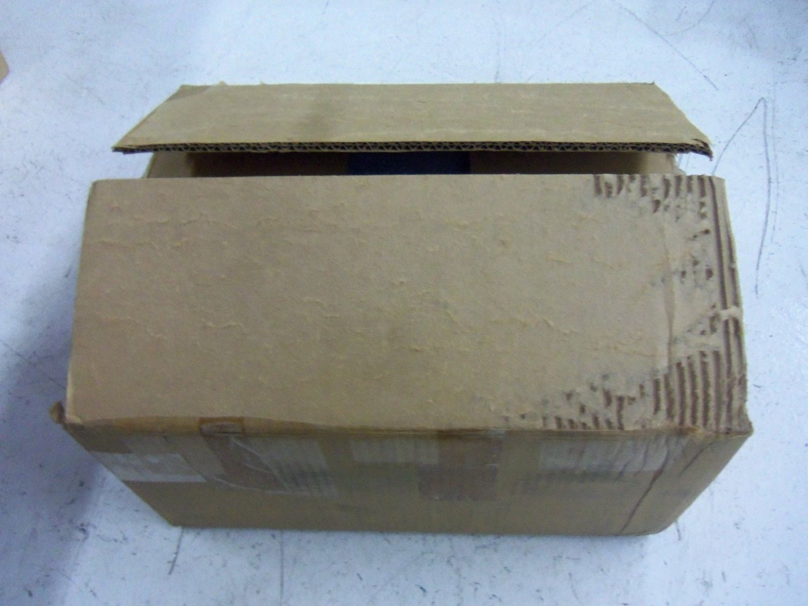 SCHNEIDER MDI3MRQ42B2 MOTOR *NEW IN BOX*
