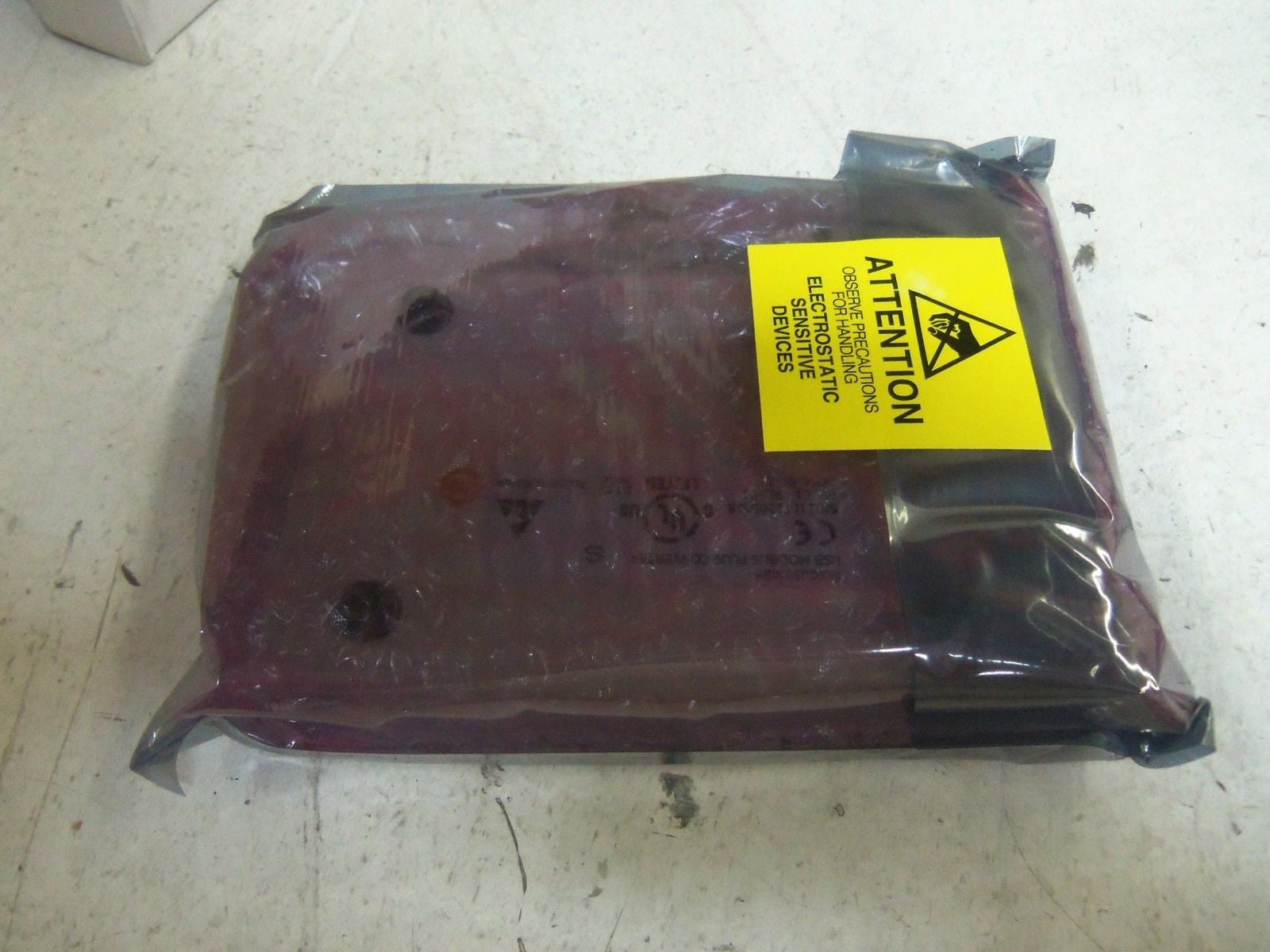 SCHNEIDER TSXCUSBMBPHMI MODBUS CONVETER *NEW IN BOX*
