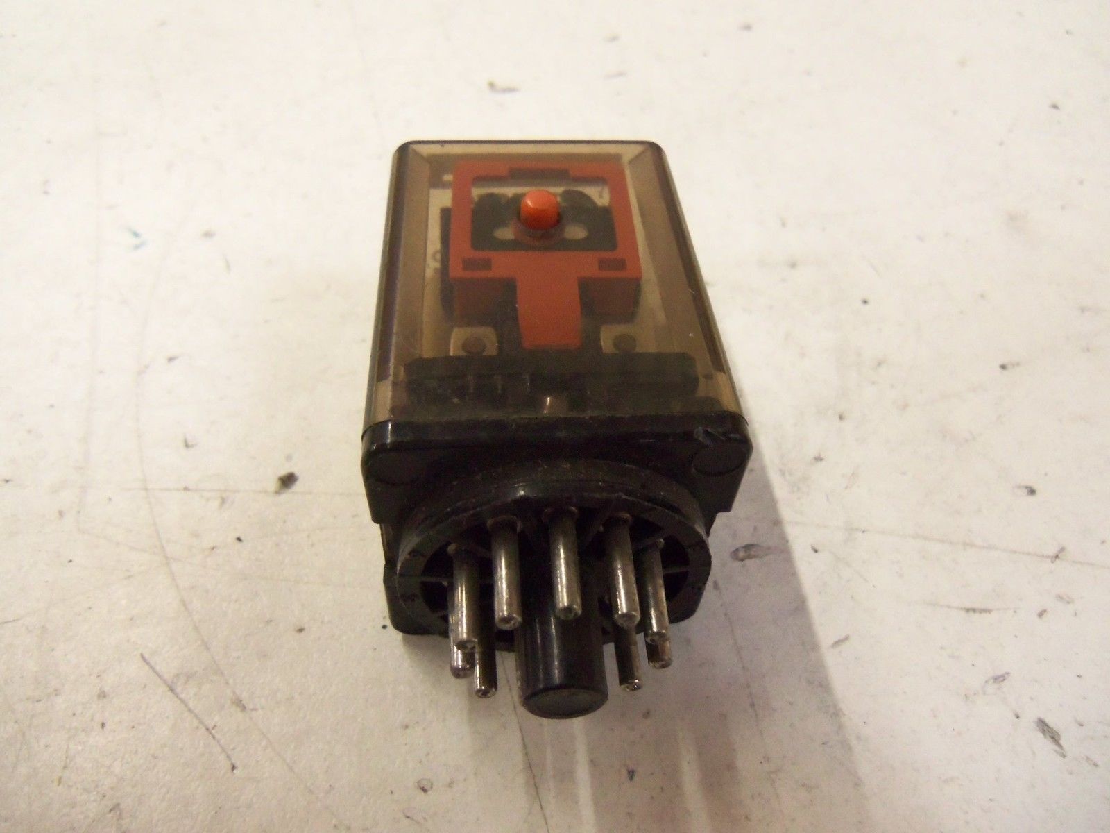 SCHRACK CADB 14 A 10/220 *USED*
