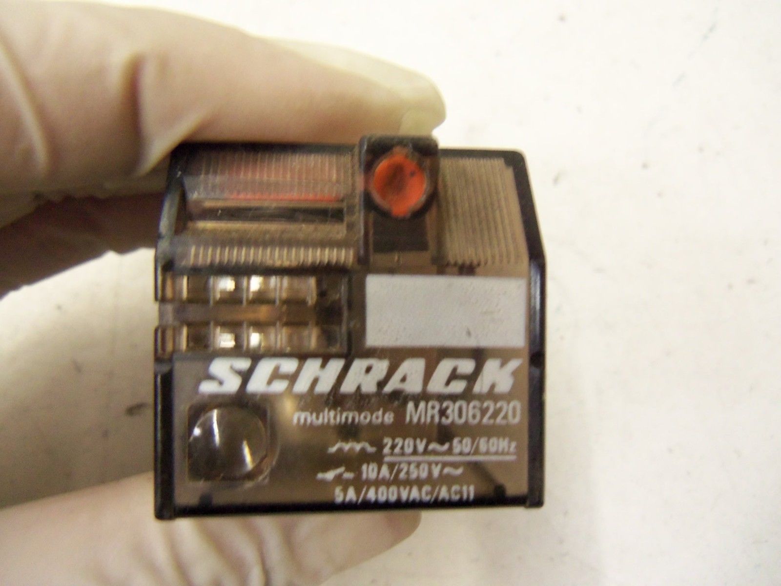 SCHRACK MR306220 *USED*