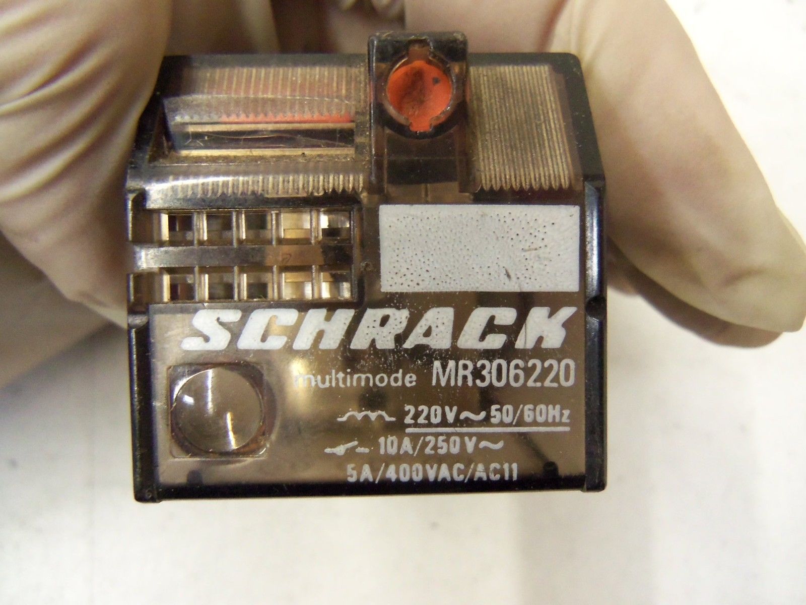 SCHRACK MR306220 *USED*