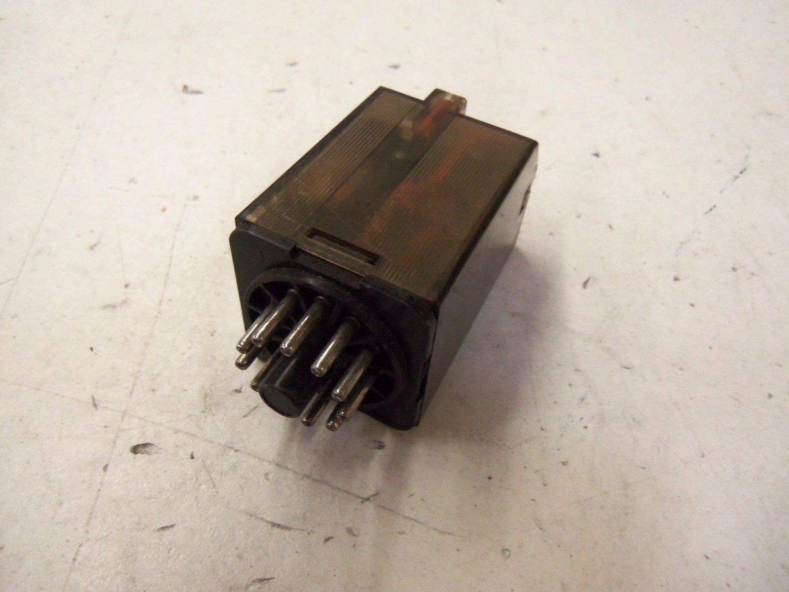 SCHRACK MR306220 *USED*