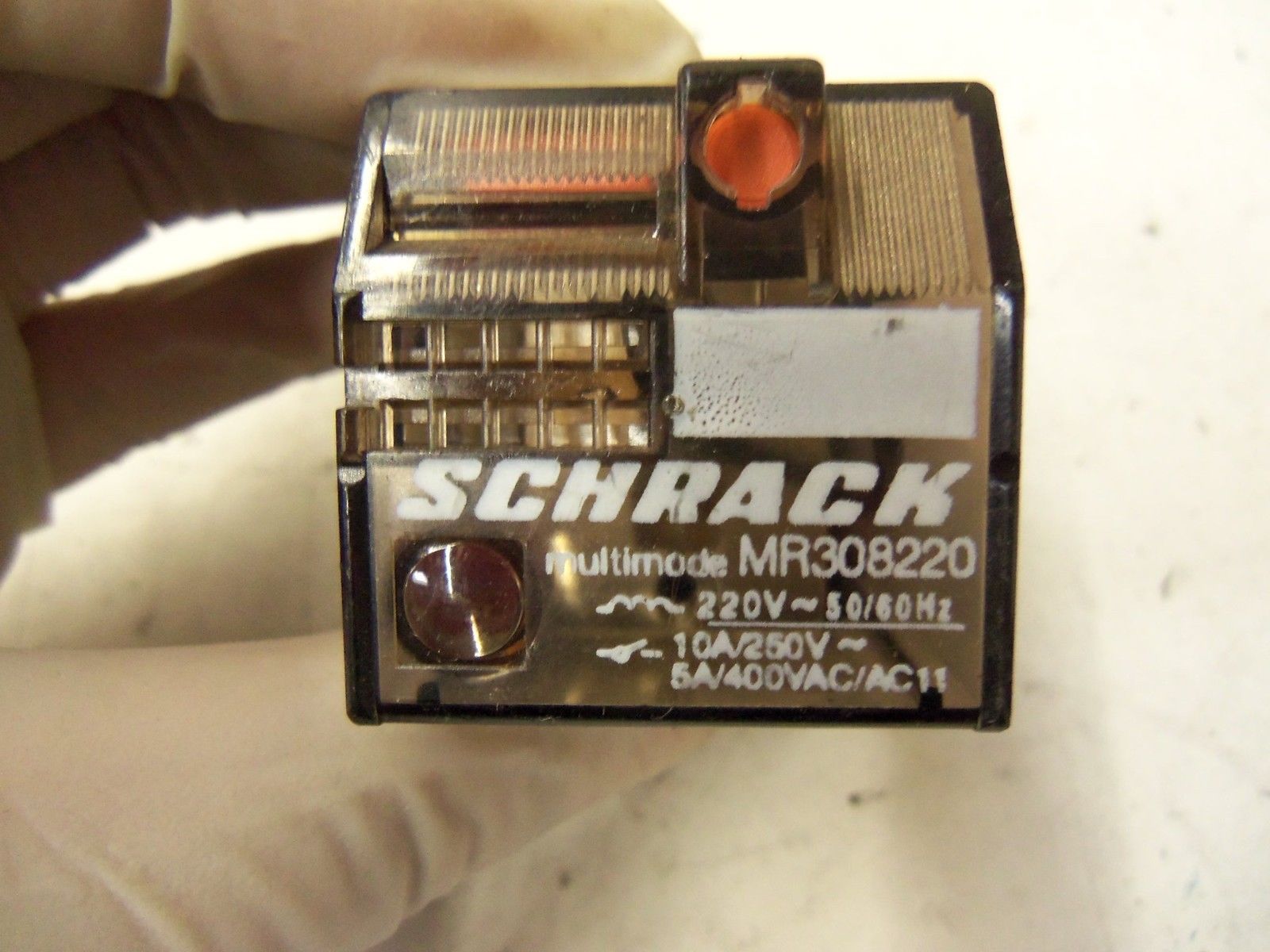 SCHRACK MR308220 *USED*