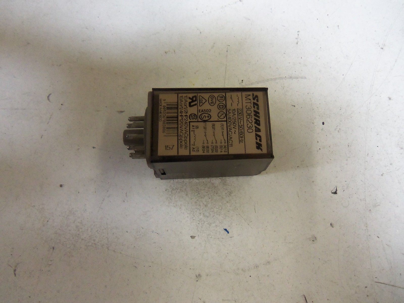 SCHRACK MT306230 *USED*