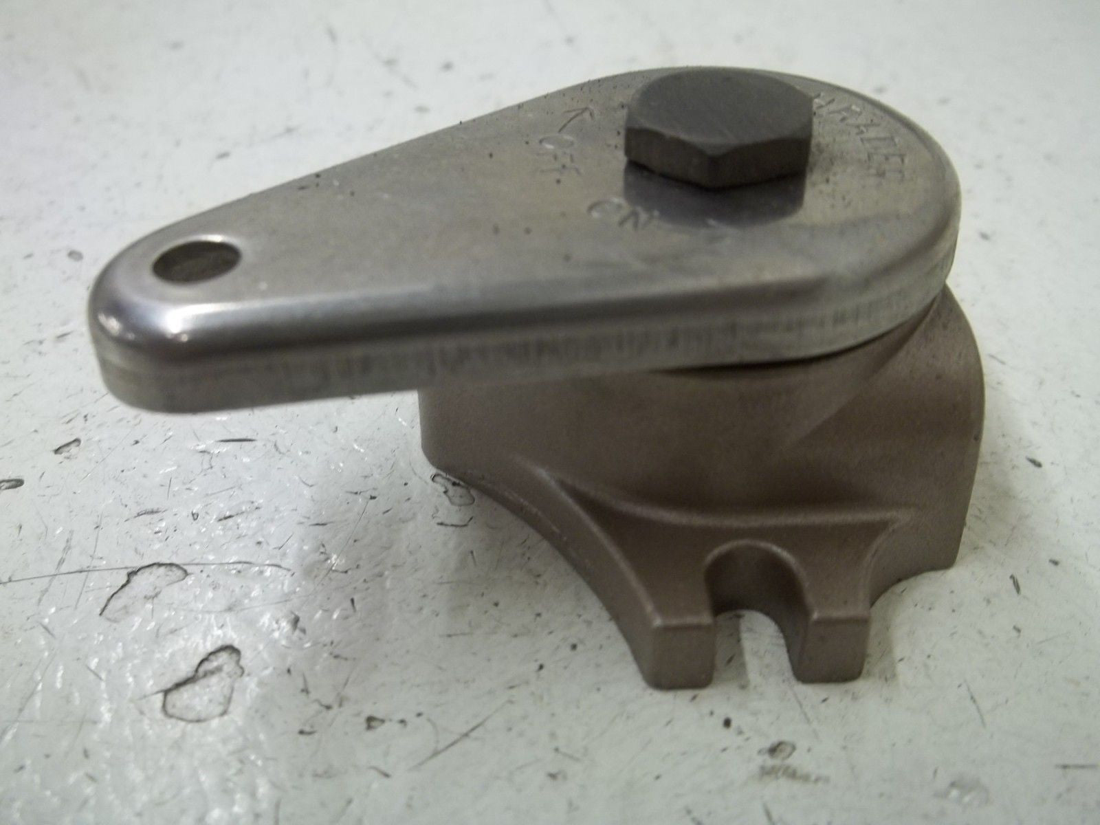 SCHRADER 3103 3-WAY VALVE *NEW IN BOX*