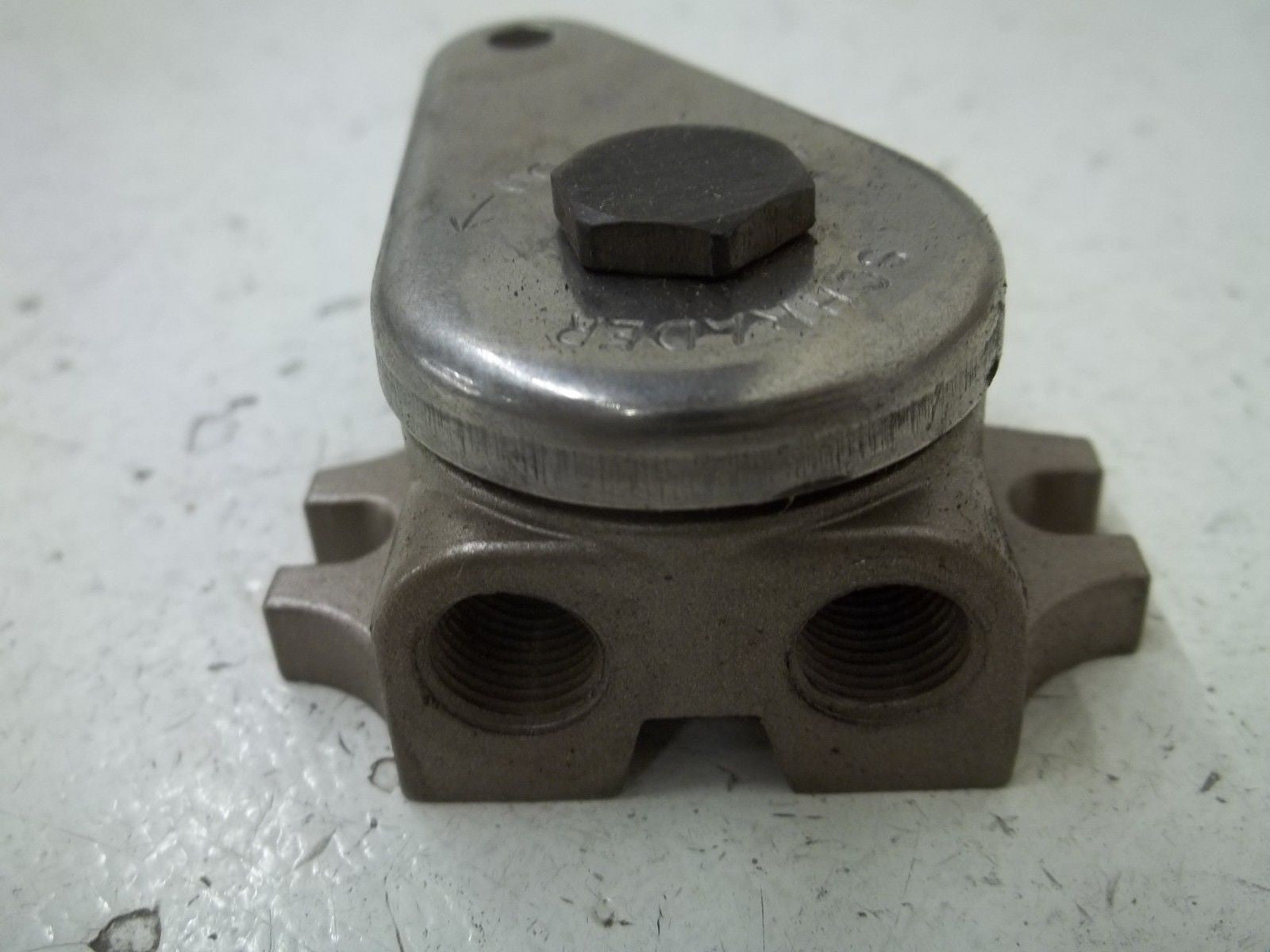 SCHRADER 3103 3-WAY VALVE *NEW IN BOX*