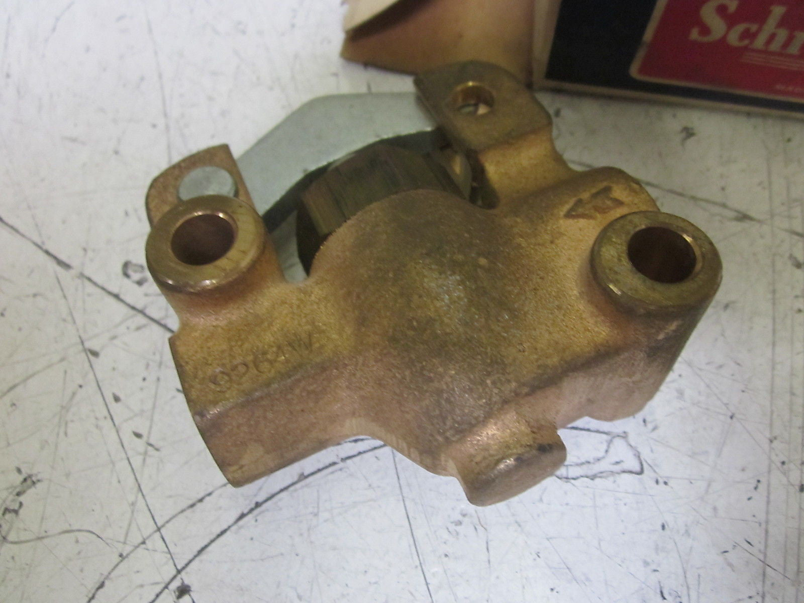 SCHRADER 9264W 2-WAY VALVE W/ ANGLE LEVER  *NEW IN BOX*