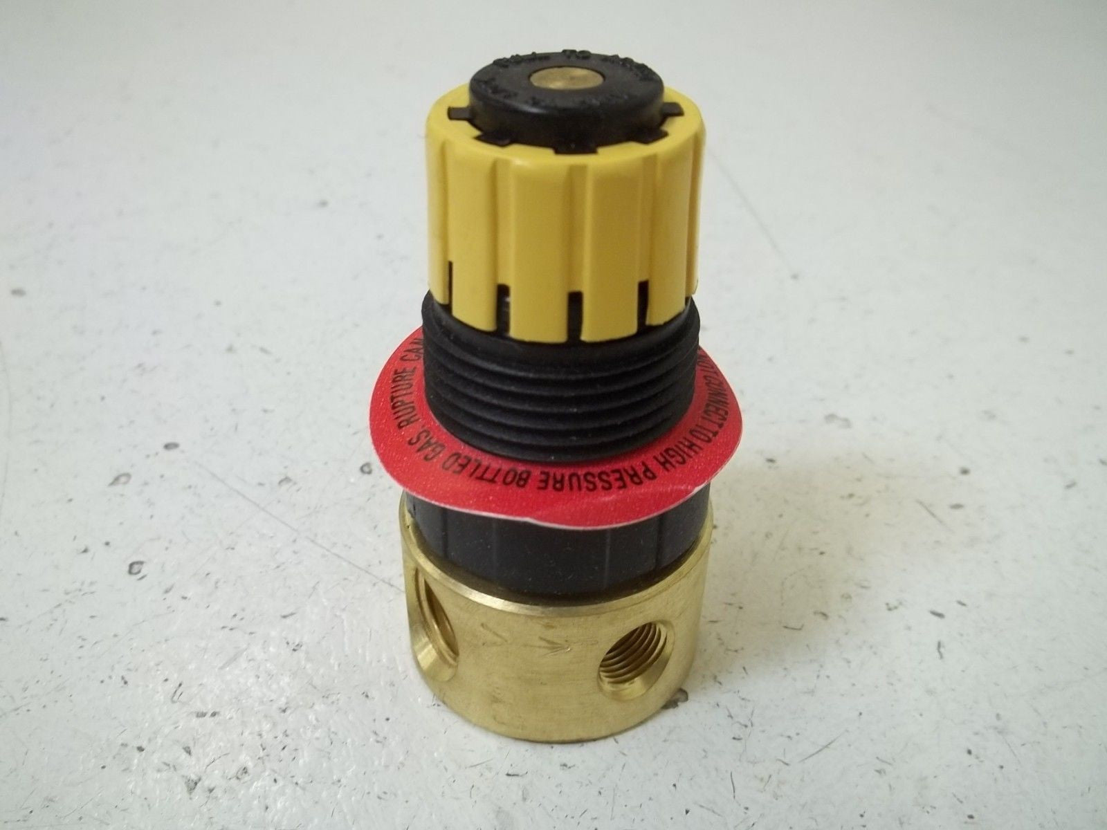 SCHRADER BELLOWS 20R113GASB 1/4" BRASS REG 0-125PSI N-RELV *NEW IN BOX*