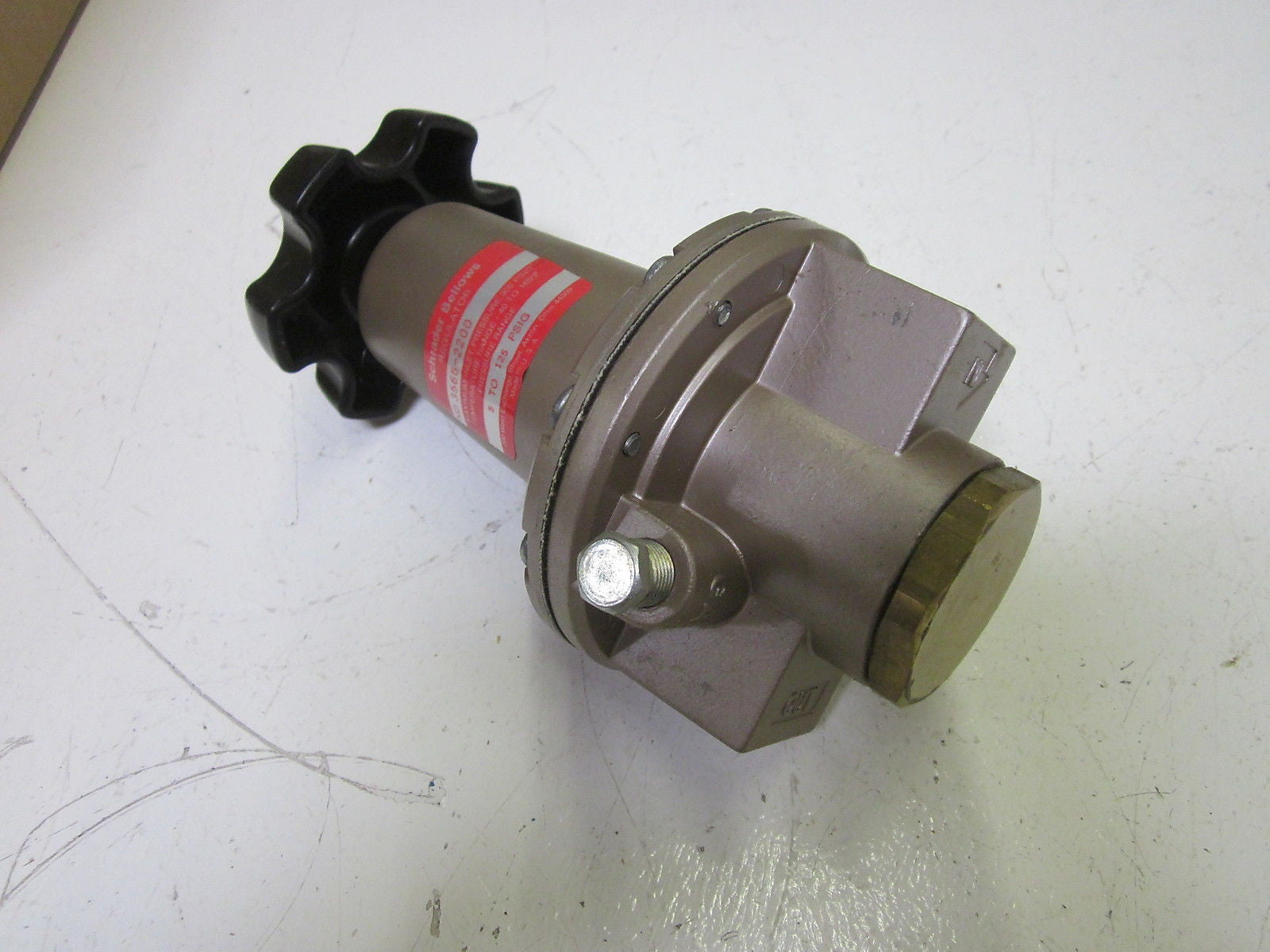 SCHRADER BELLOWS 3566-2204 REGULATOR 5-125 PSIG *USED*