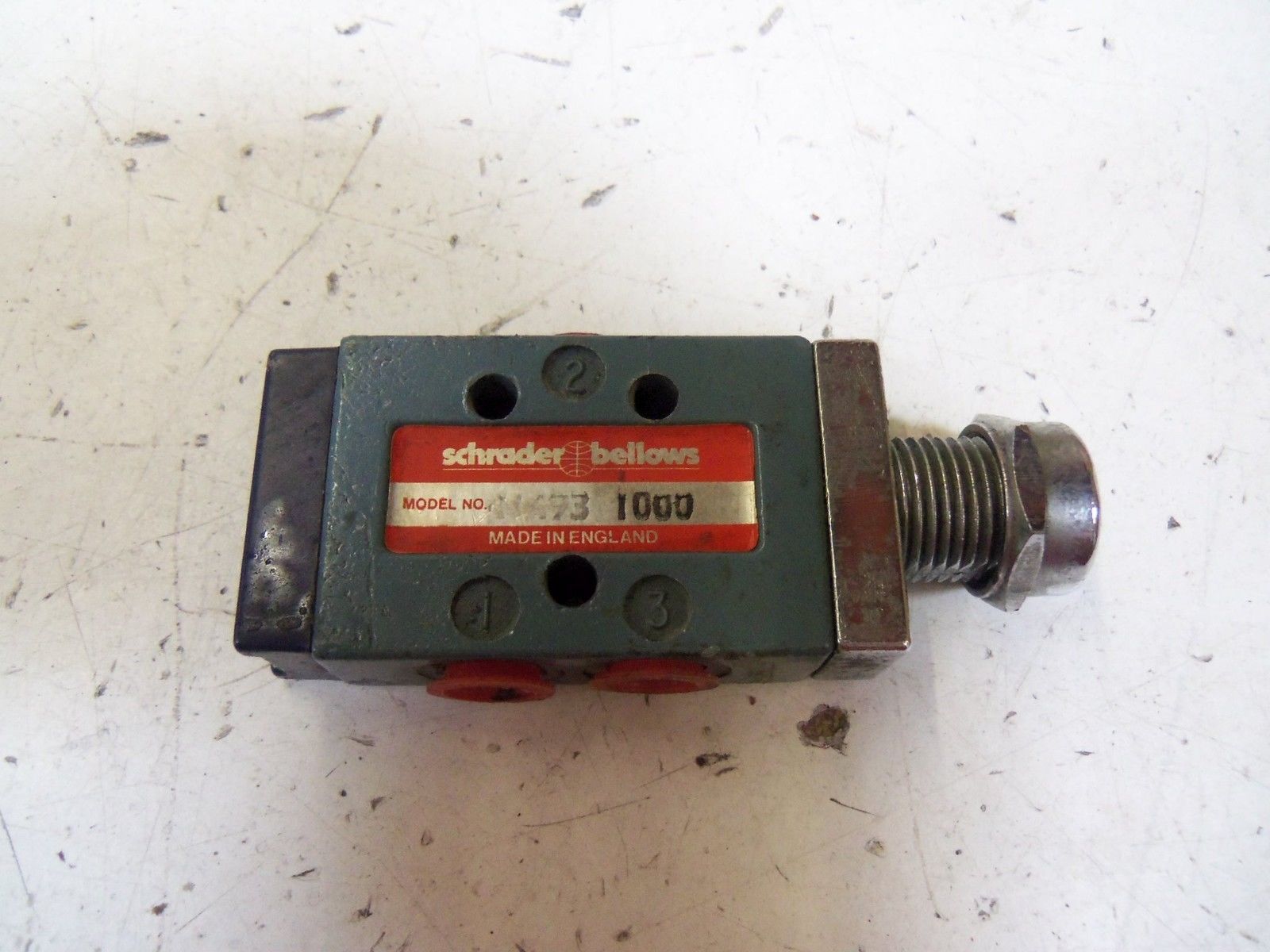SCHRADER BELLOWS 41493 1000 *USED*