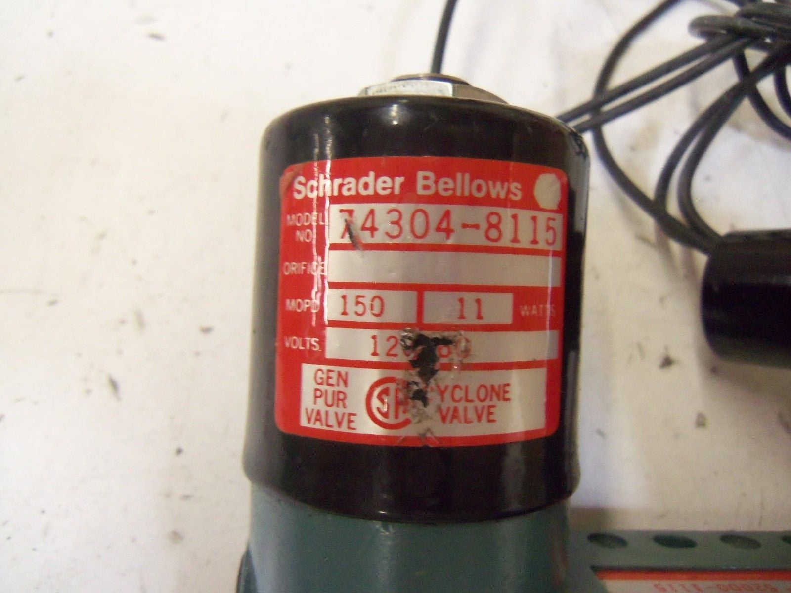 SCHRADER BELLOWS 52000-1115 *USED*