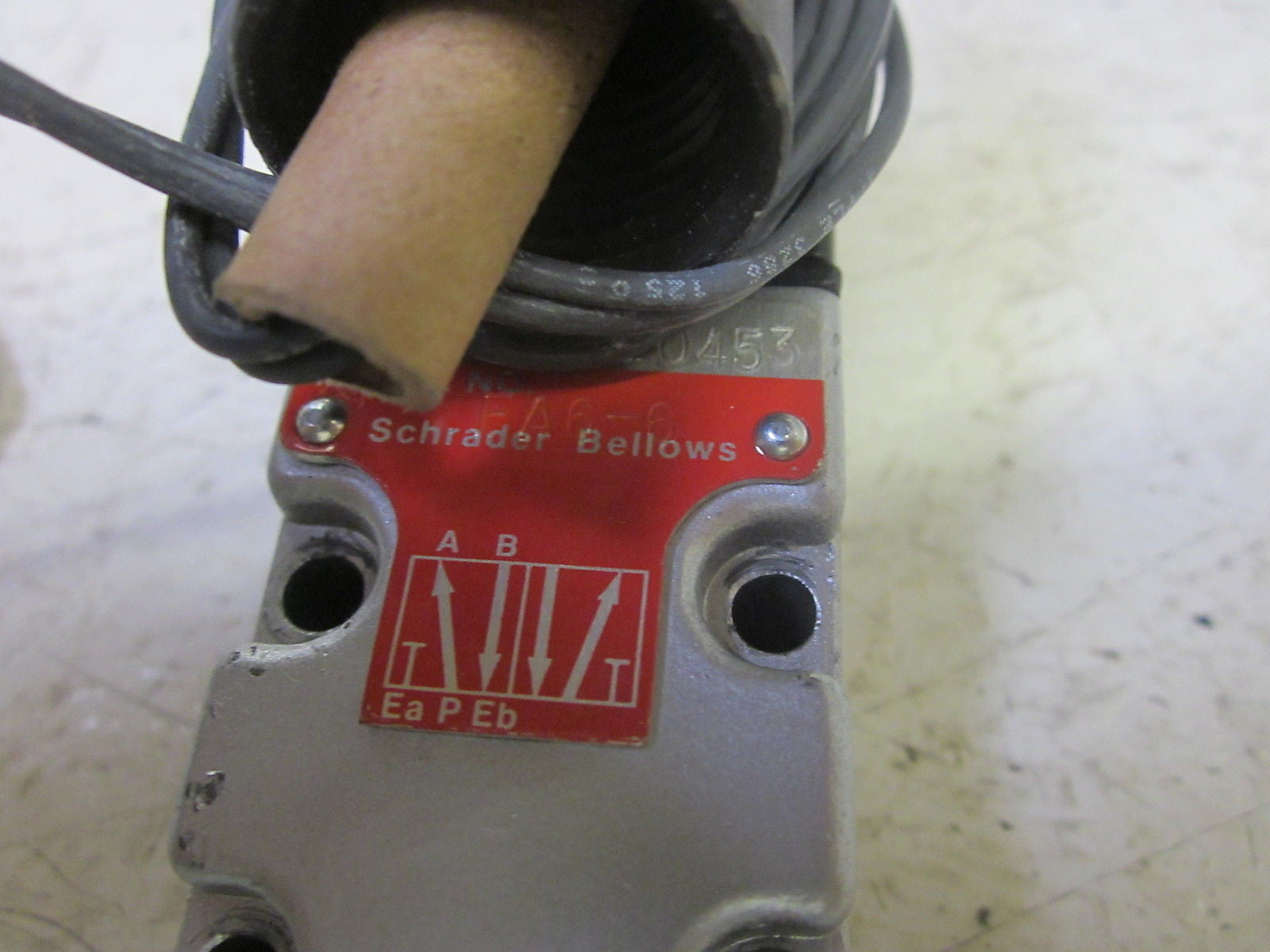 SCHRADER BELLOWS FA6-6 SOLENOID VALVE *USED*