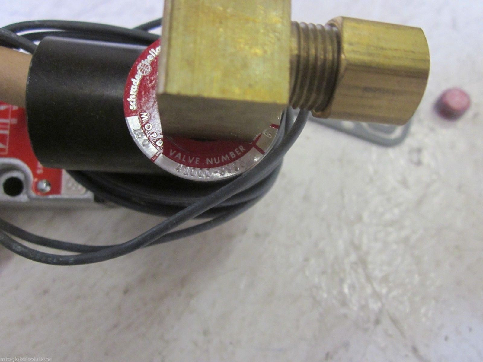SCHRADER BELLOWS M20020104 SOLENOID VALVE *NEW IN BOX*