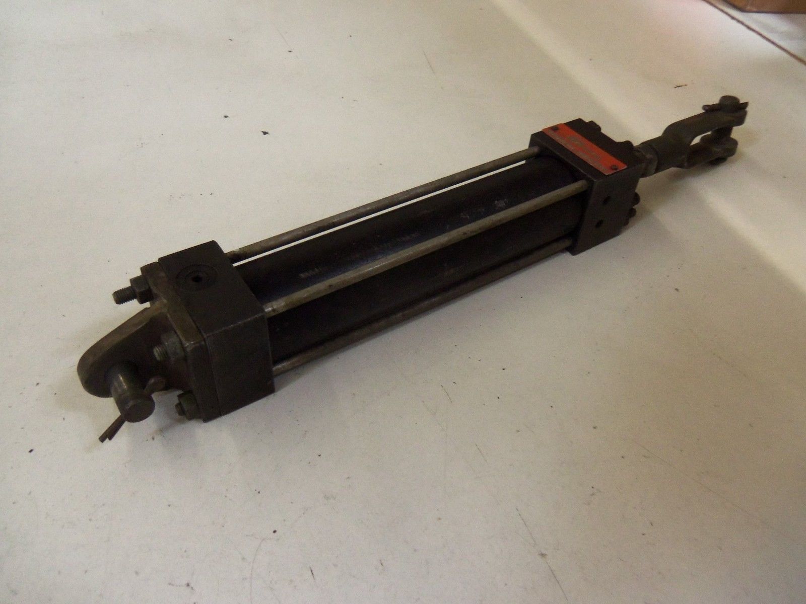 SCHRADER FLUID POWER A2-MP2-BR-PAP *USED*