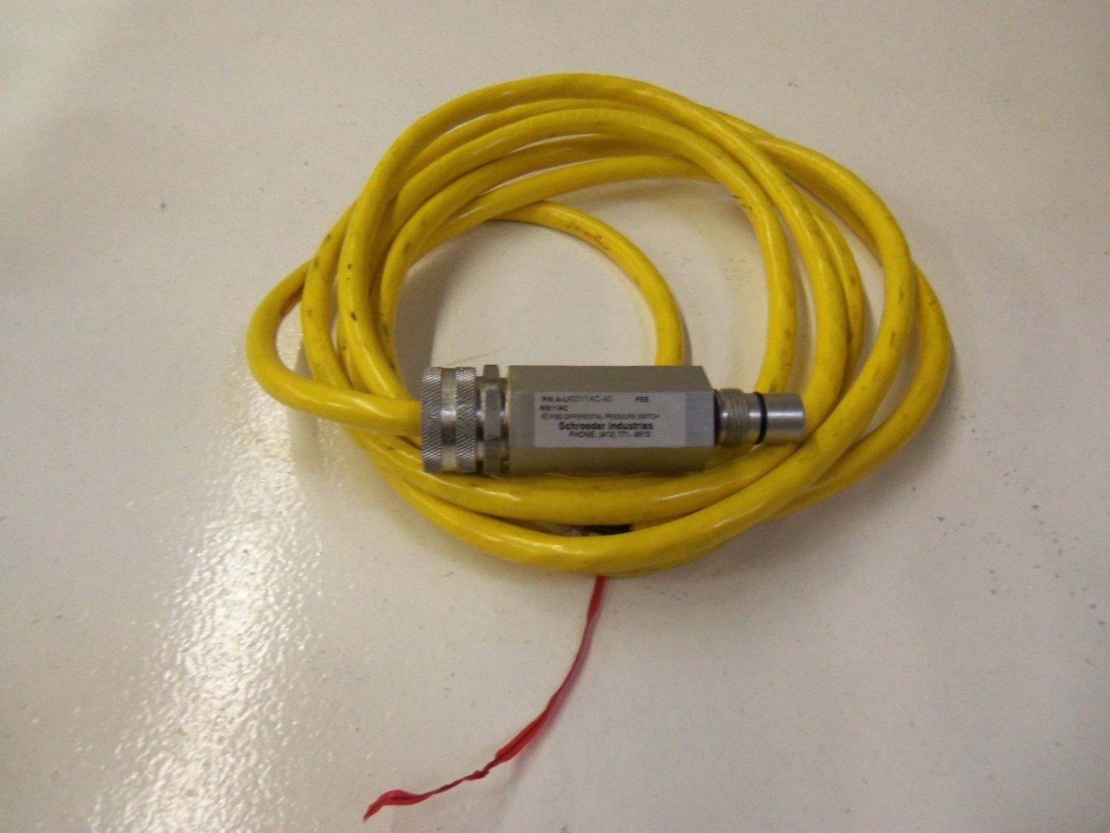 SCHROEDER INDUSTRIES A-LF3011AC-40  *USED*