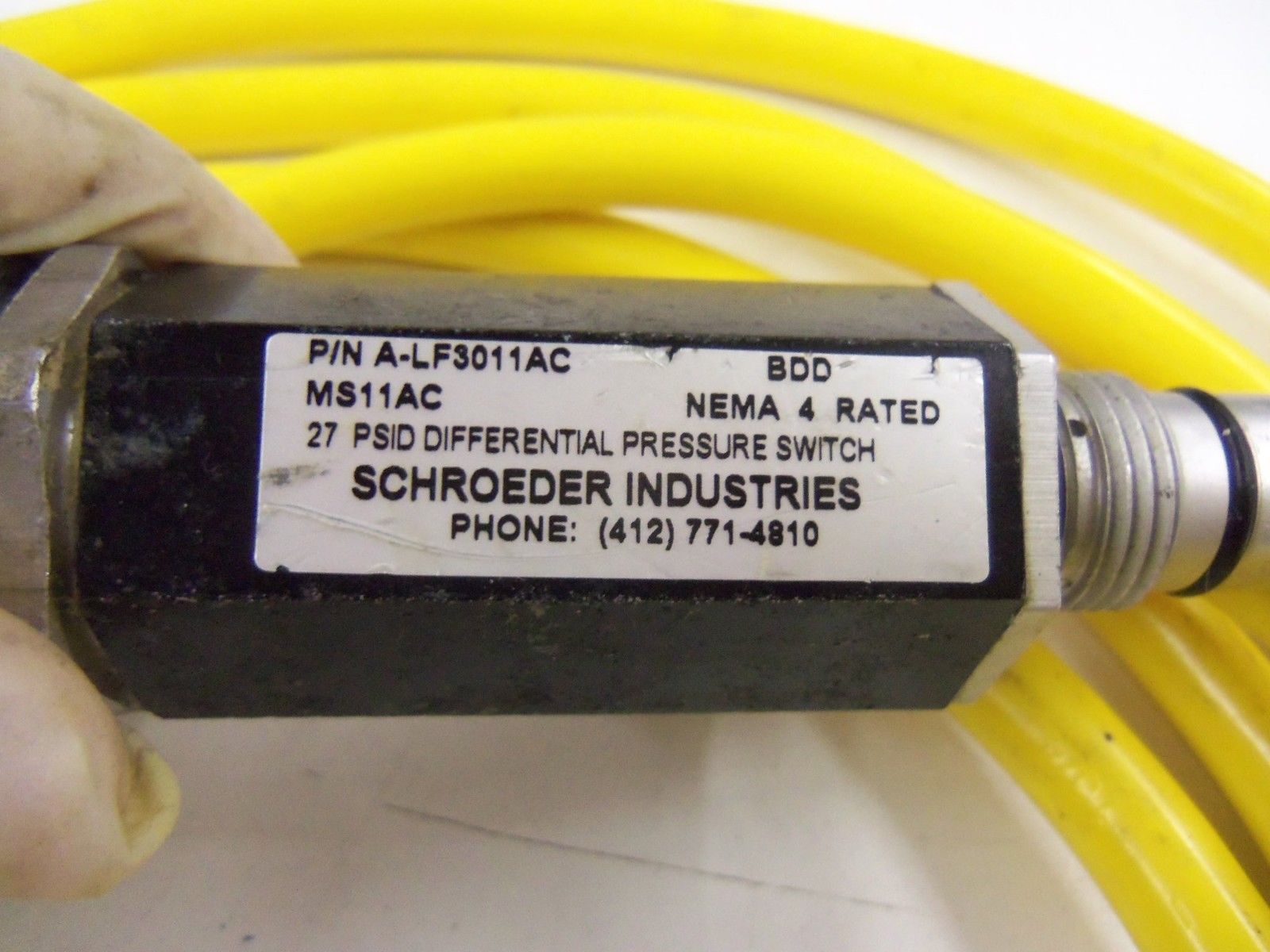 SCHROEDER INDUSTRIES A-LF3011AC *USED*