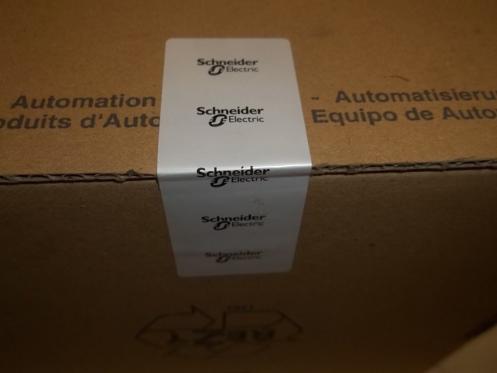 SCHNEIDER AUTOMATION TSXFPACC4 *FACTORY SEALED*
